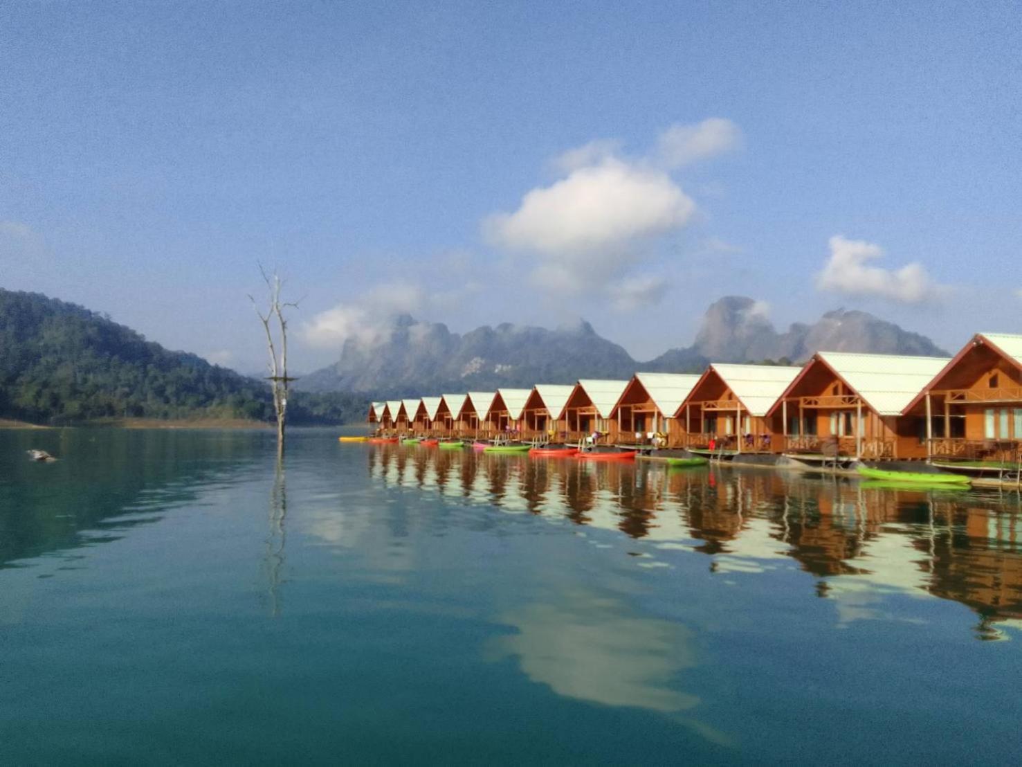 Khaosok Bamboo Huts Resort Khao Sok National Park Eksteriør billede