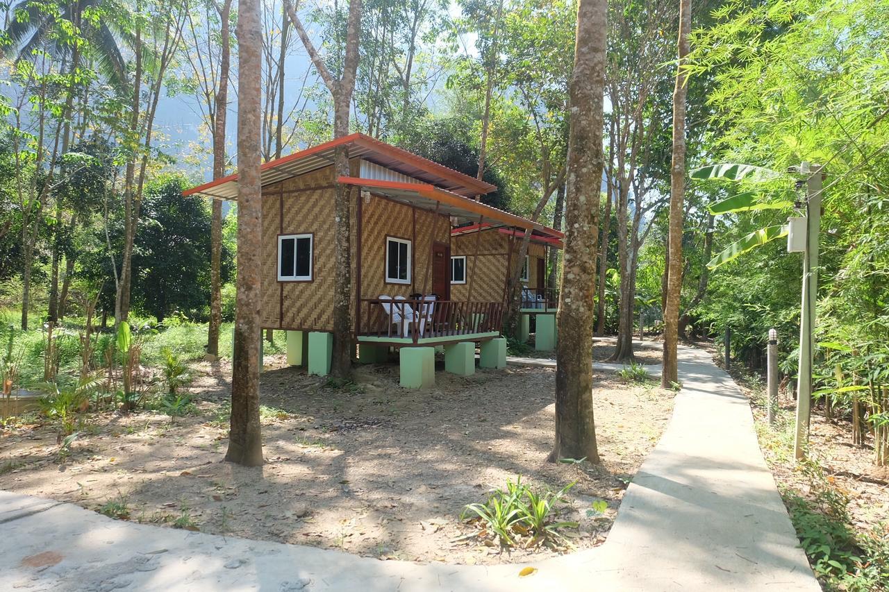 Khaosok Bamboo Huts Resort Khao Sok National Park Eksteriør billede