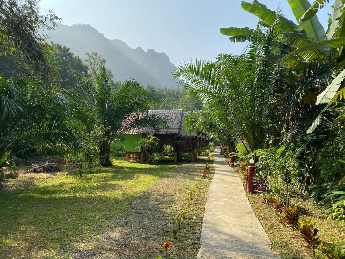 Khaosok Bamboo Huts Resort Khao Sok National Park Eksteriør billede